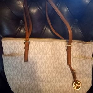 Mk purse